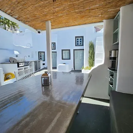 Otto House - Luxury Cave Villa Vothon