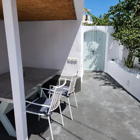 Otto House - Luxury Cave Villa Vothon